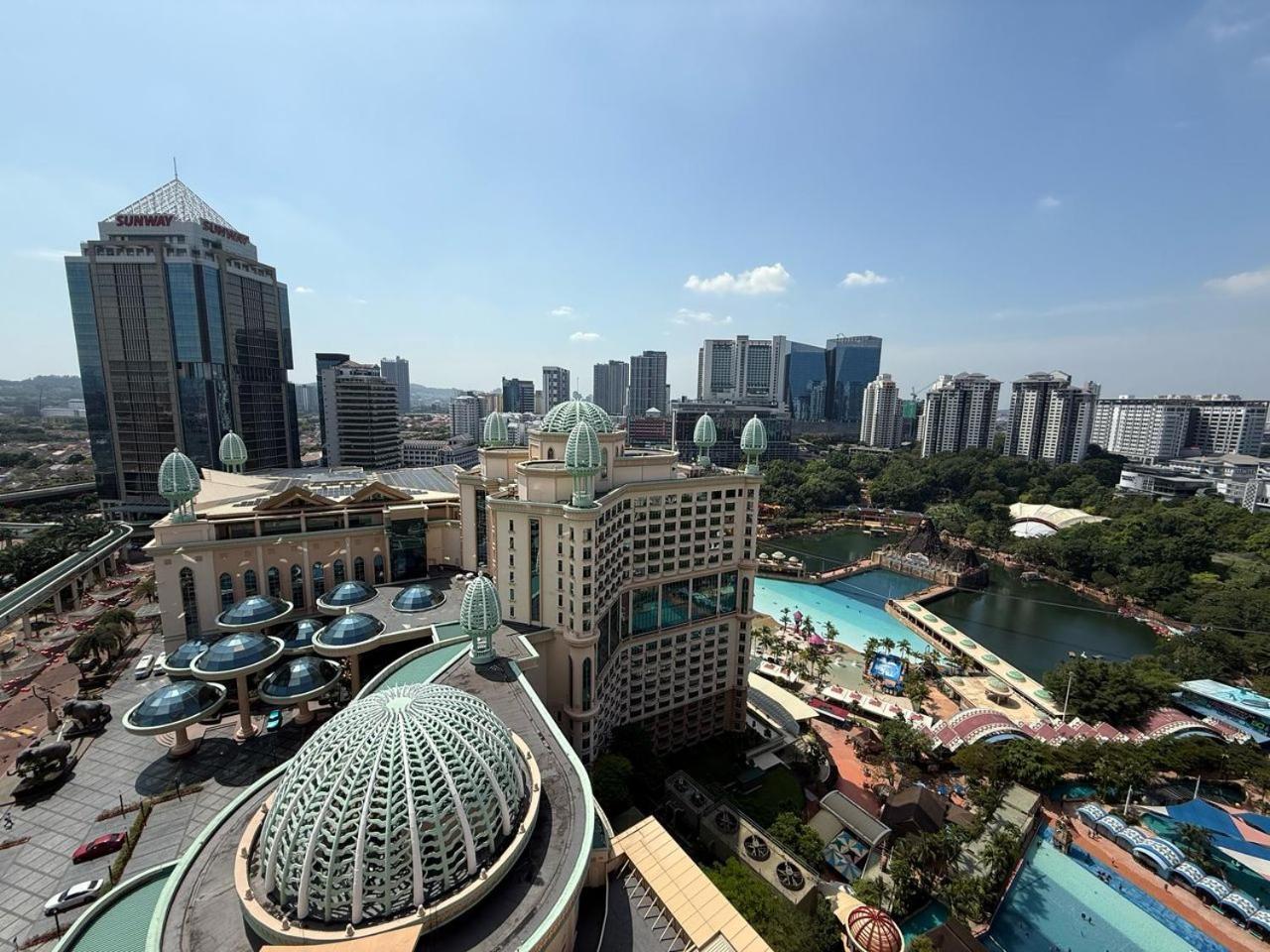 Raintree Resort Suites Petaling Jaya Extérieur photo